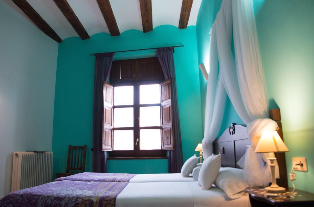 Hospederia Virgen De La Fuente Hotel Peñarroya de Tastavins Екстериор снимка